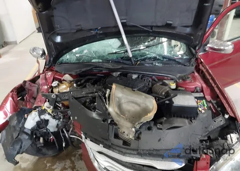 2011 Chrysler 200 Limited z USA, uszkodzony, nr VIN 1C3BC2FG2BN600089